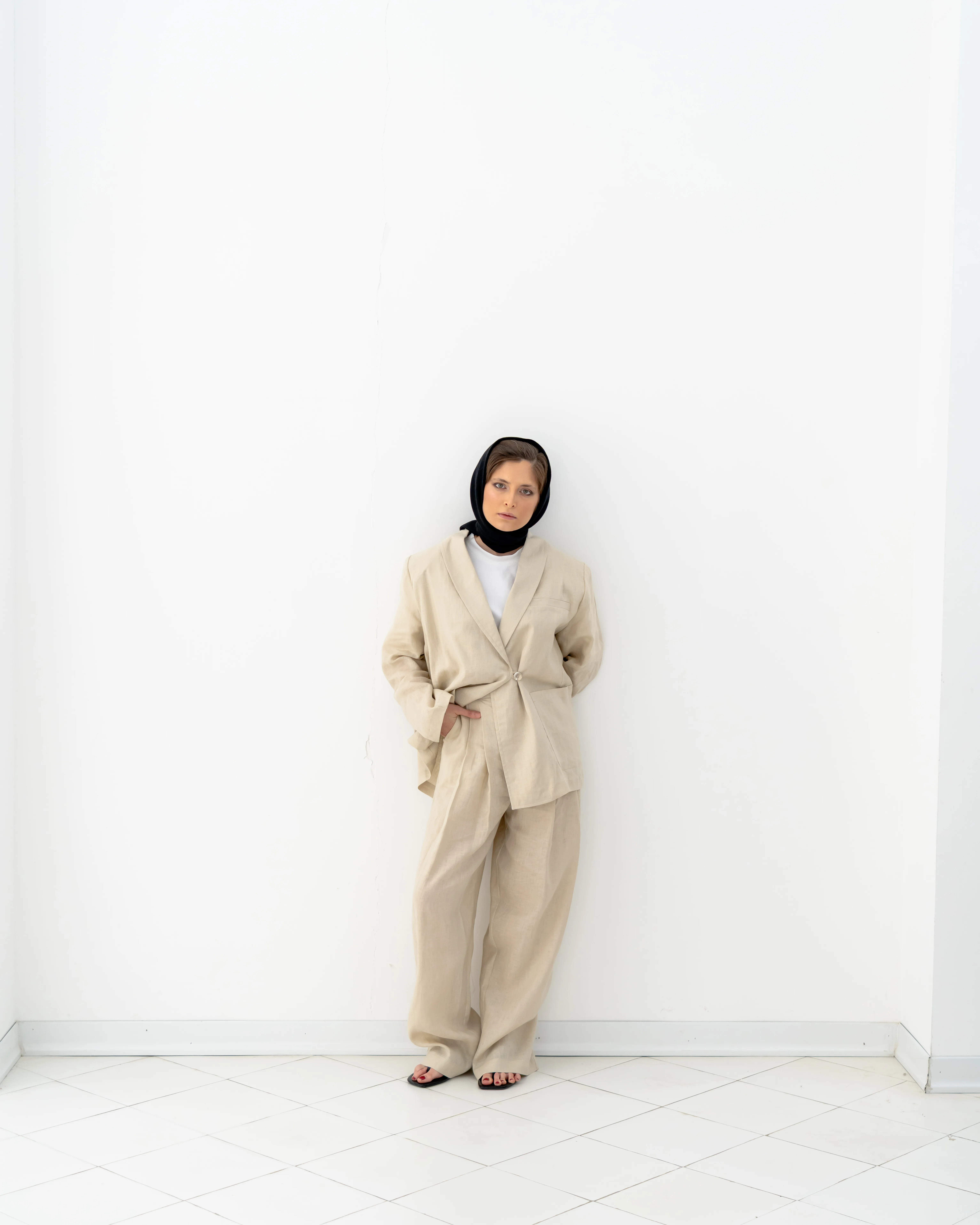 شلوار لينن ITLY  با ساسون بلند در پشت